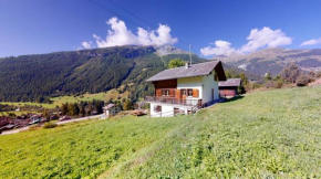 Warm family apartment in Evolène, nice outdoor space, view on the mountains